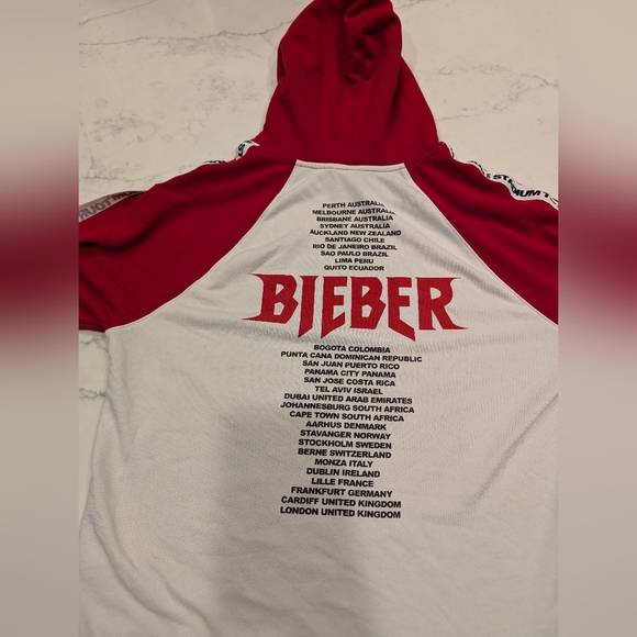 JUSTIN BIEBER STADIUM TOUR PURPOSE HOODIE ADULT UNISEX SIZE S - Picture 7 of 7
